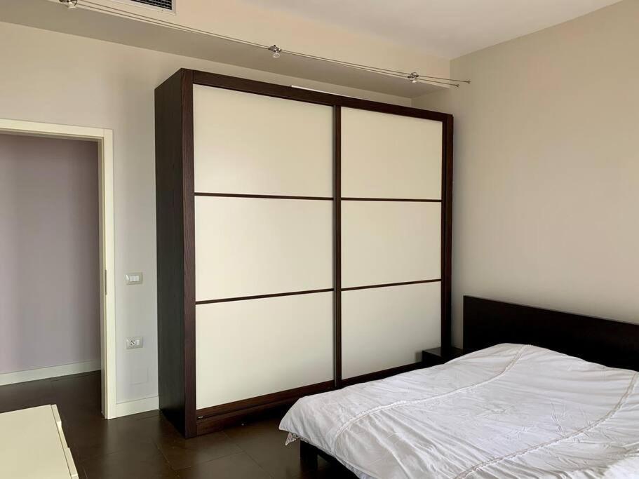 Stunning, Spacious, Beachfront In *